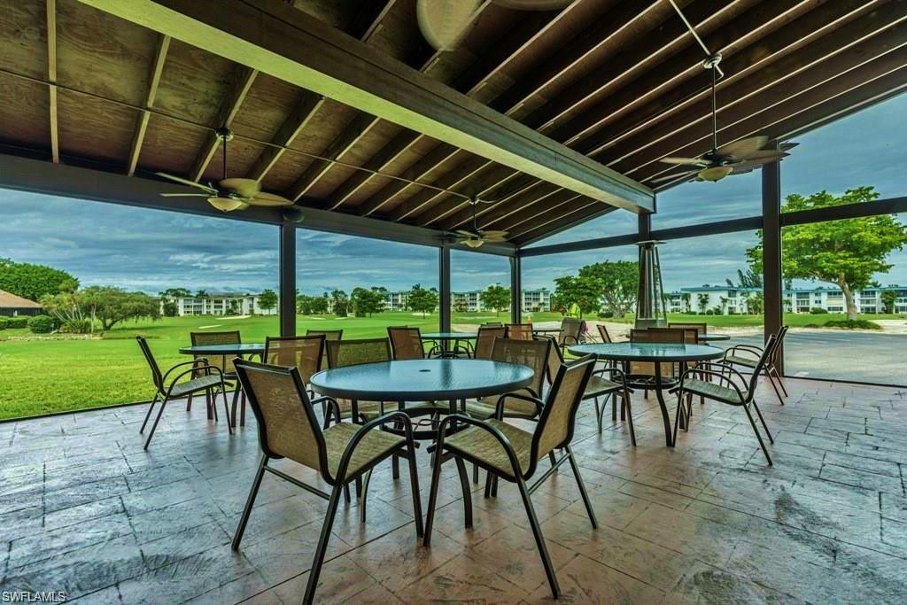 SEVEN LAKES - Residential