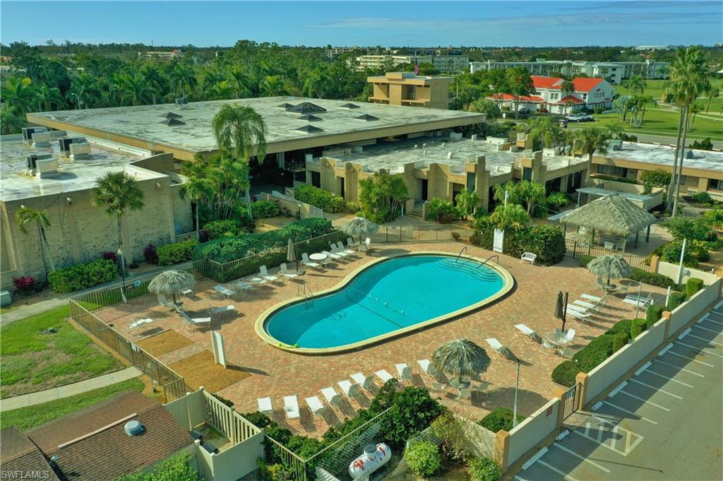 SEVEN LAKES - Residential
