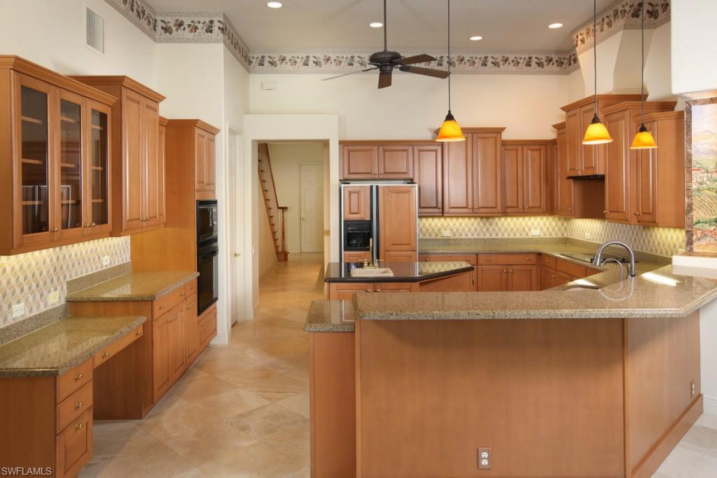 BAYWOODS - Residential