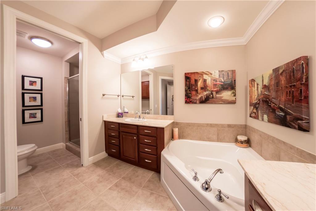 THE RESIDENCES AT COCONUT POINT - Residential