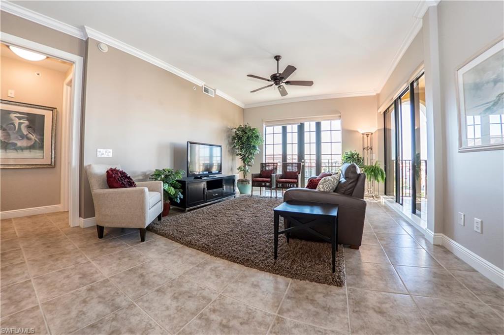 THE RESIDENCES AT COCONUT POINT - Residential