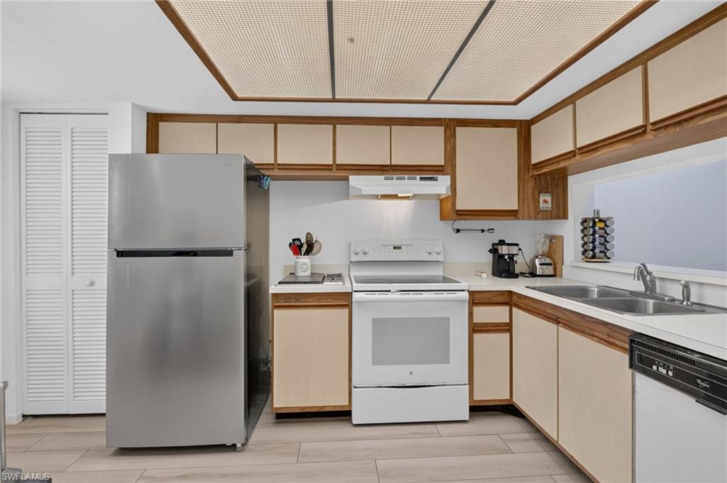 EAGLEWOOD - Residential
