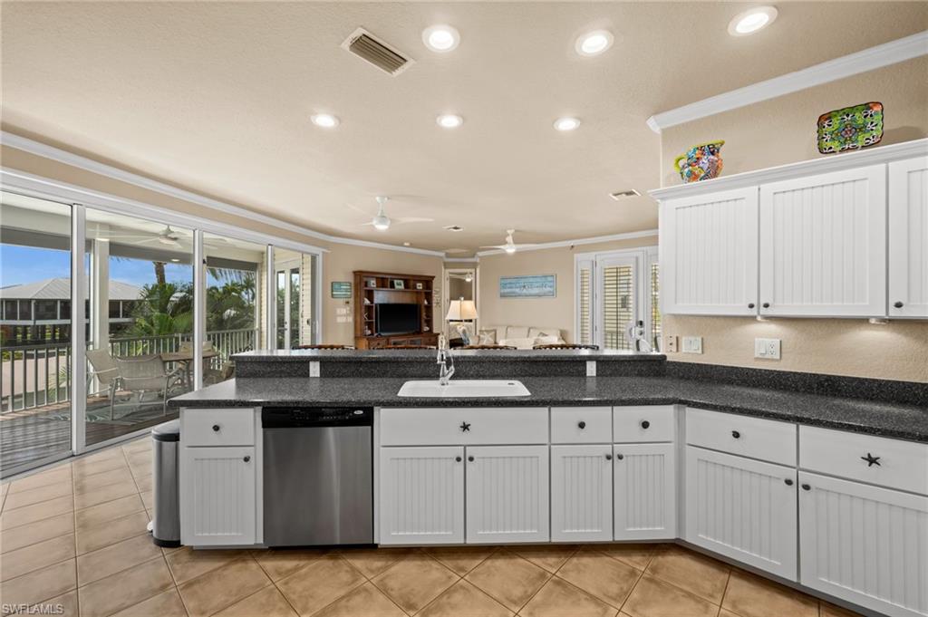PINE ISLAND SHORES UNIT 9 - Residential