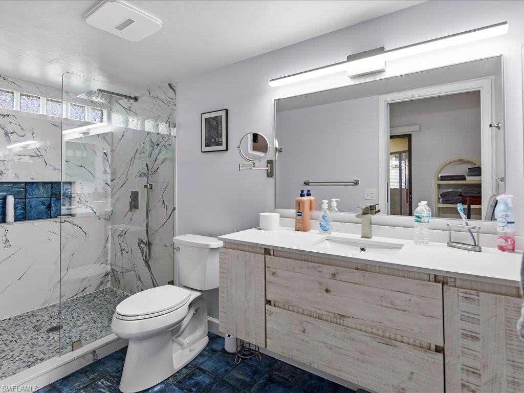COACH HOMES - Residential