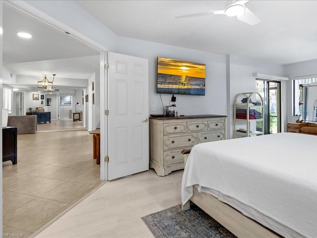 COACH HOMES - Residential
