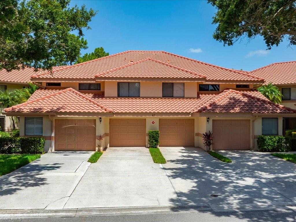 COACH HOMES - Residential