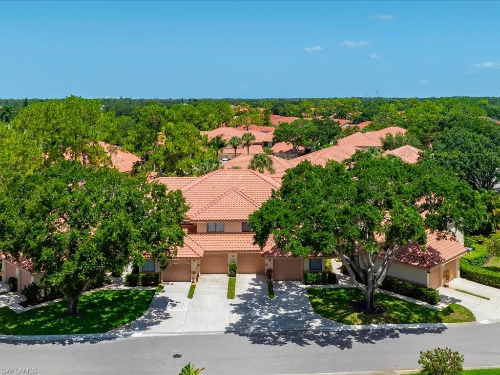 COACH HOMES - Residential