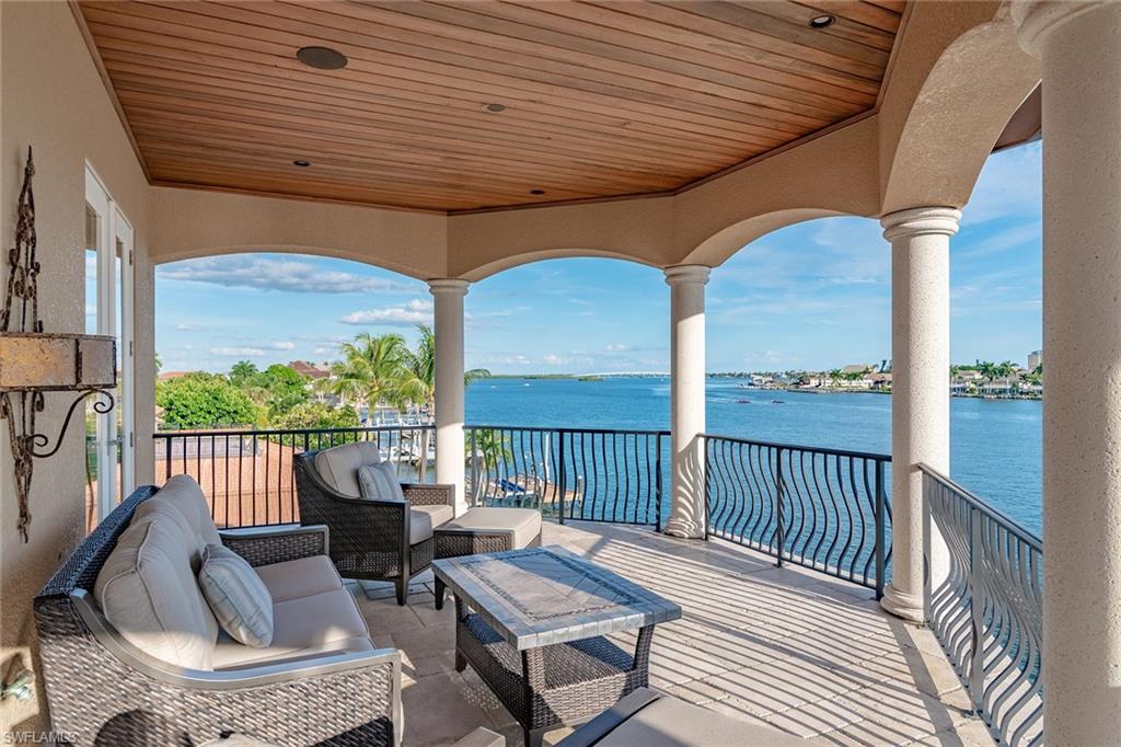 ISLES OF CAPRI - Residential
