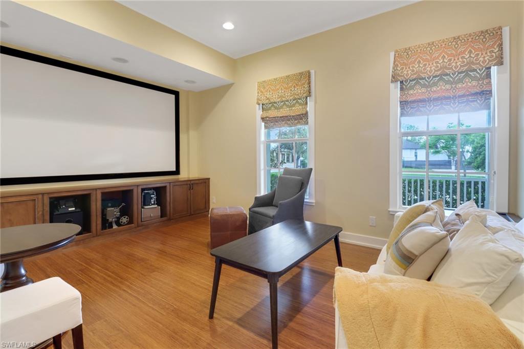 PINE RIDGE - Residential