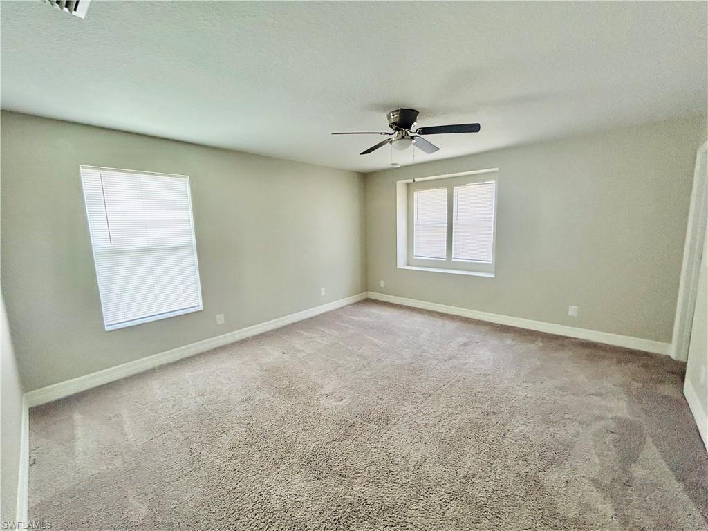 TOWN LAKES - Residential Lease
