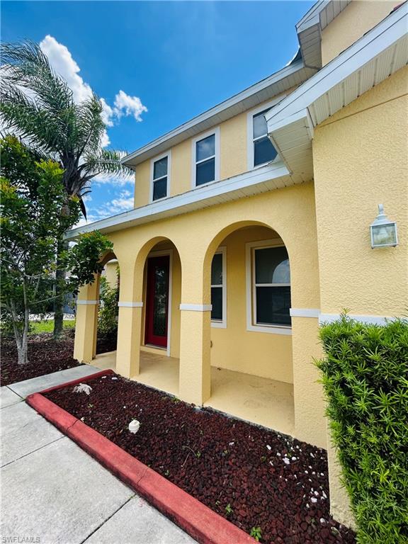 TOWN LAKES - Residential Lease