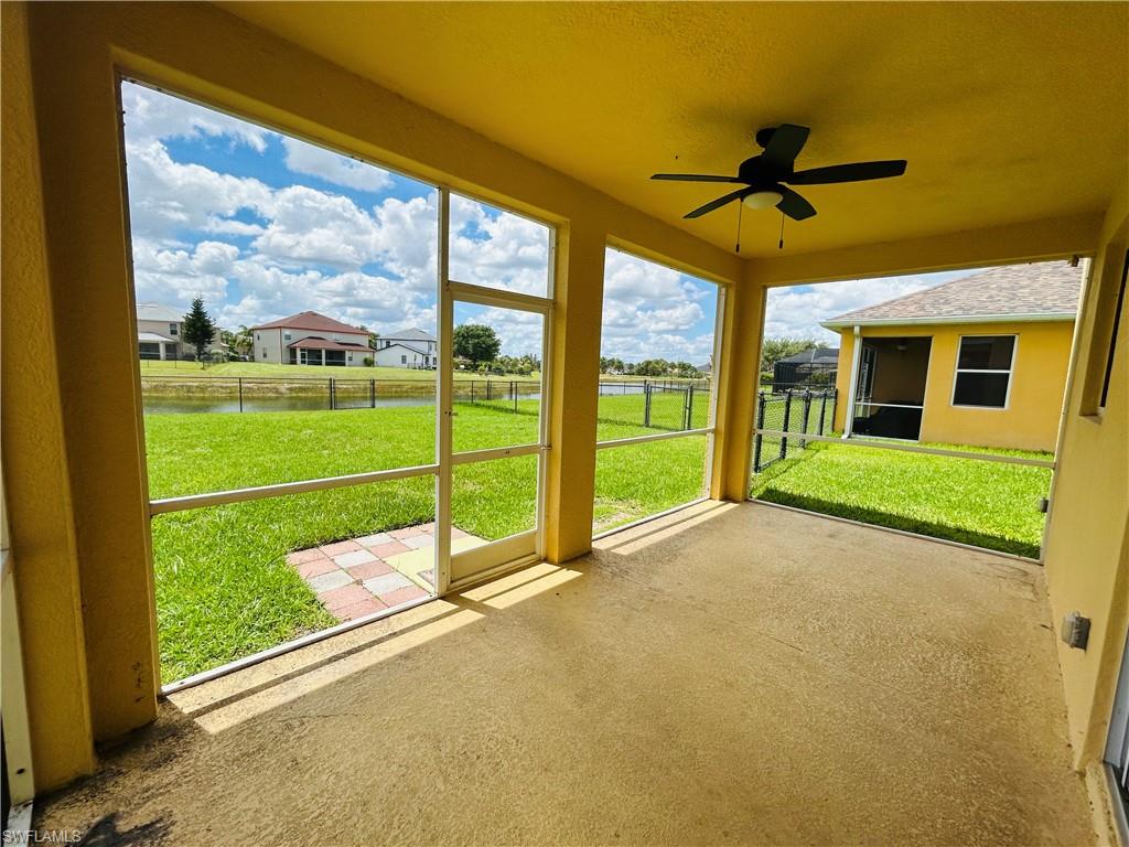 TOWN LAKES - Residential Lease
