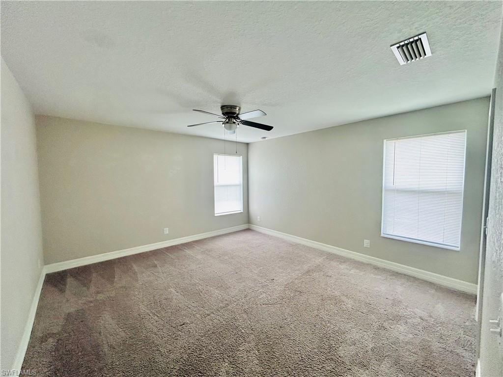 TOWN LAKES - Residential Lease