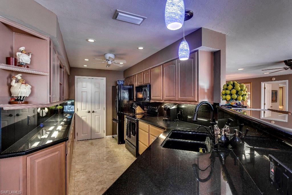 PALM ACRES - Residential