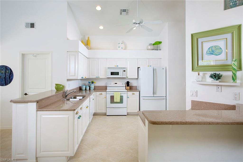BAY CEDAR - Residential