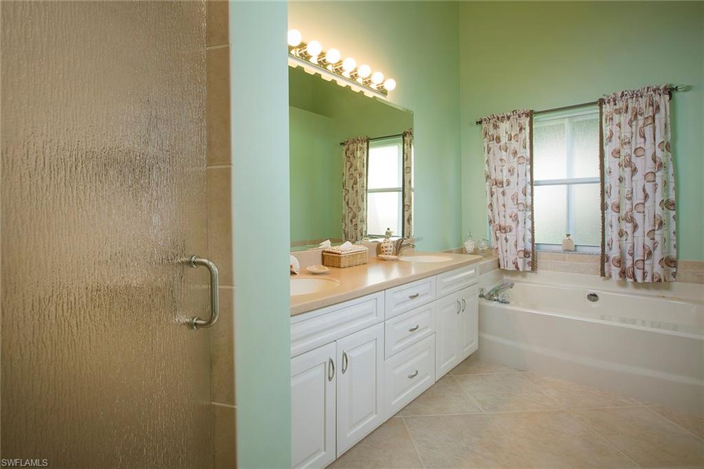 BAY CEDAR - Residential