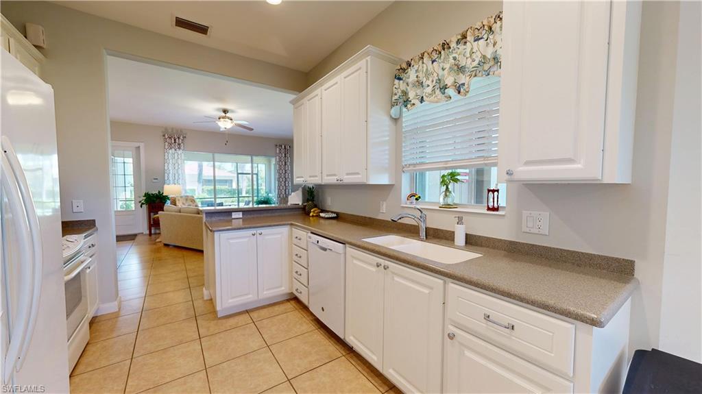 HAMPTON VILLAGE - Residential