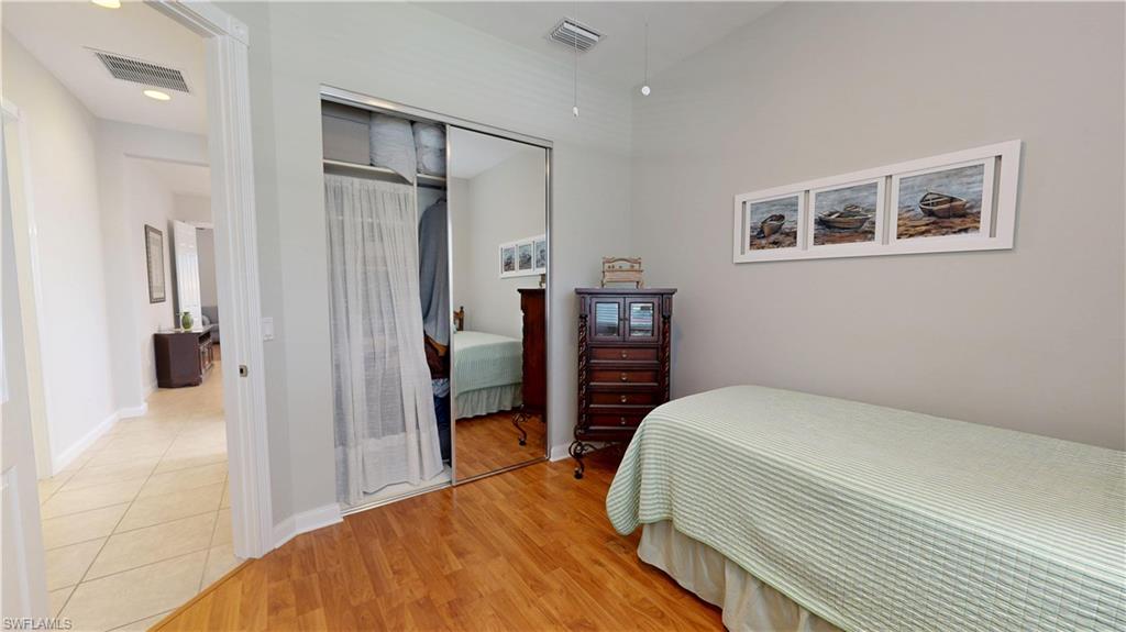HAMPTON VILLAGE - Residential