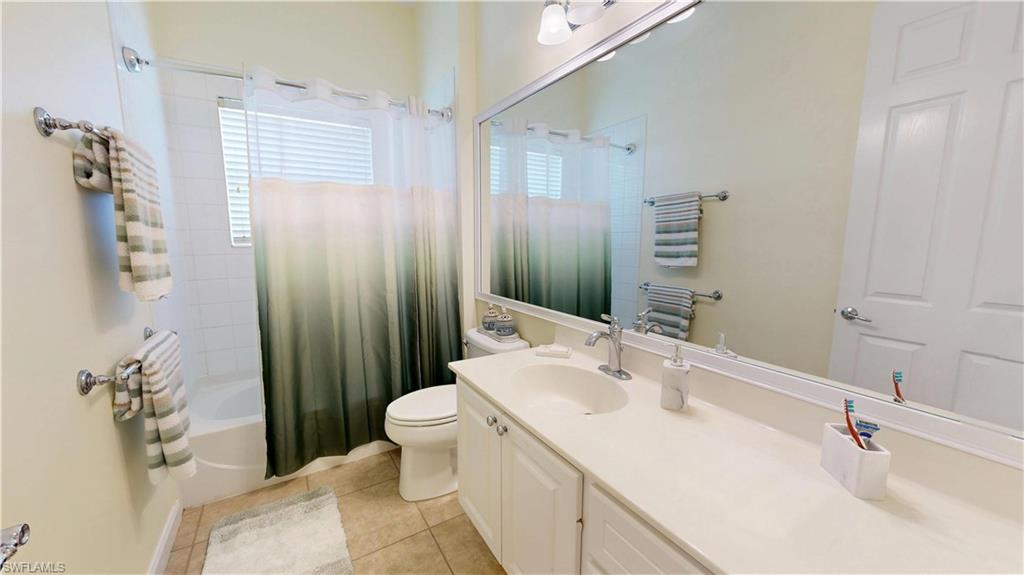 HAMPTON VILLAGE - Residential