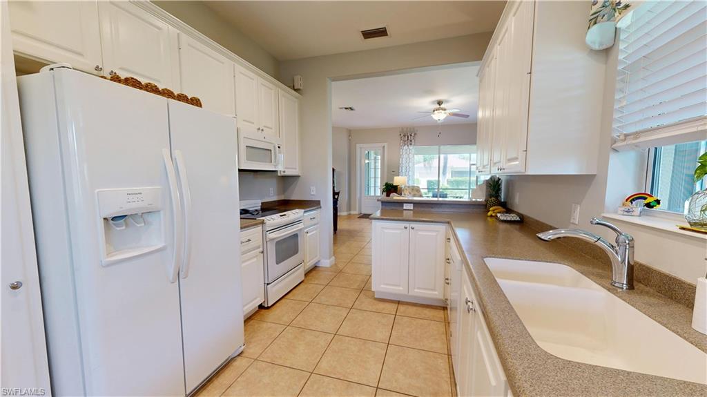 HAMPTON VILLAGE - Residential