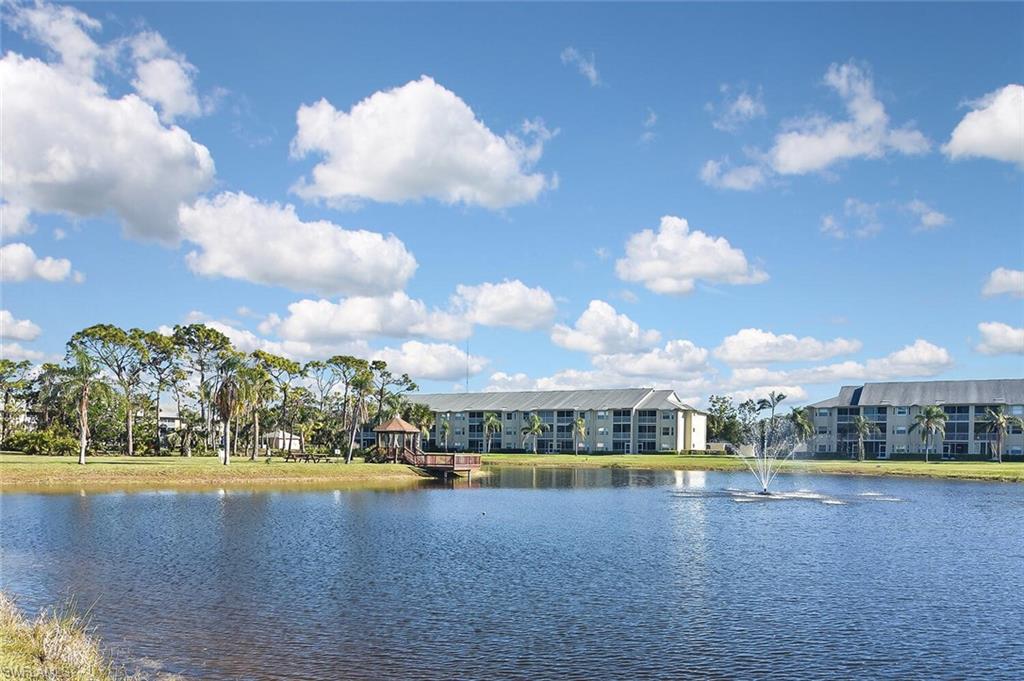 VILLAGES ON LAKE AUGUSTA - Residential