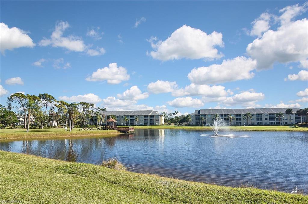 VILLAGES ON LAKE AUGUSTA - Residential