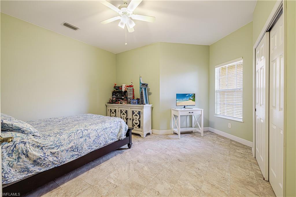 BELL TOWER PARK - Residential