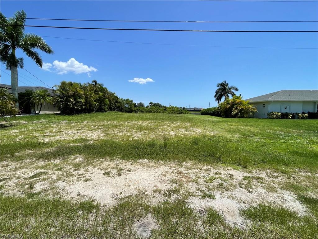 CAPE CORAL - Land