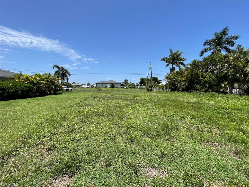 CAPE CORAL - Land