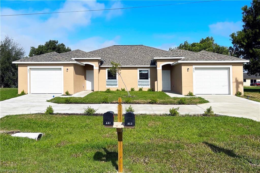 Great location close to major roads, shopping restaurants and much more. Across from the part for those afternoon walks. Well kept 3 bedroom 2 bath 1 car garage, title though the whole property granite counter tops. Call today for a private showing today. Easy application process.