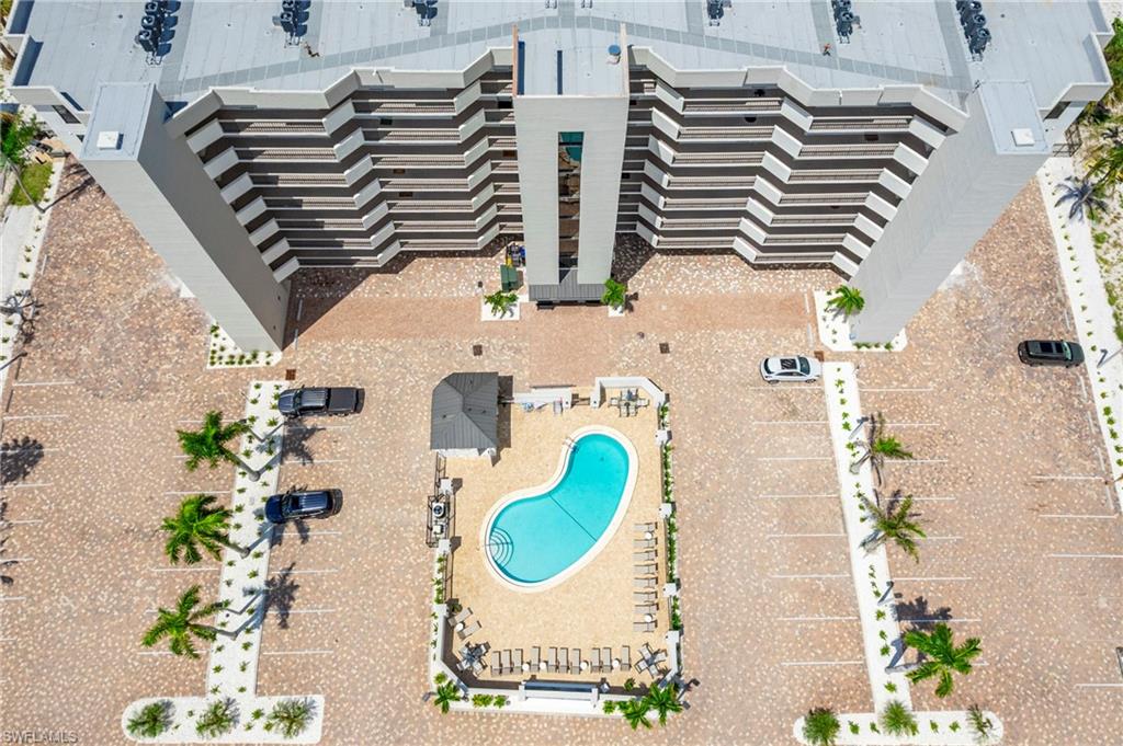 SHAMRON BEACH CONDO - Residential