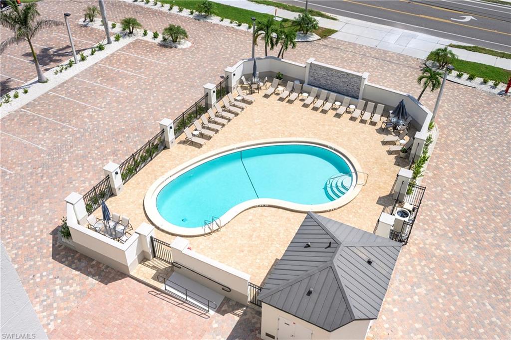 SHAMRON BEACH CONDO - Residential