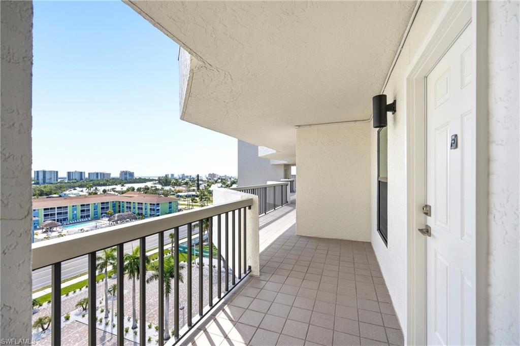 SHAMRON BEACH CONDO - Residential