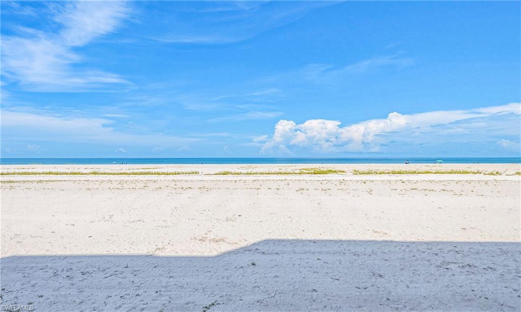 SHAMRON BEACH CONDO - Residential