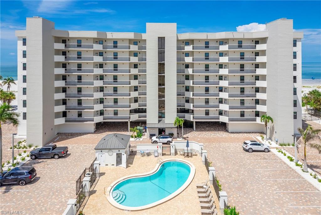 SHAMRON BEACH CONDO - Residential