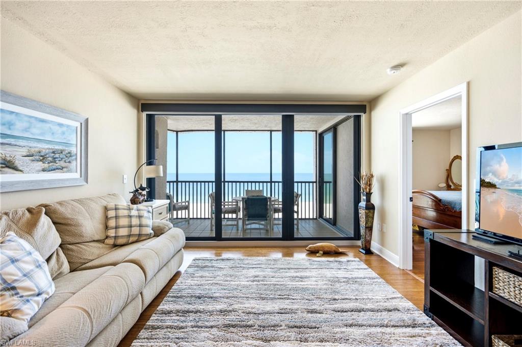SHAMRON BEACH CONDO - Residential