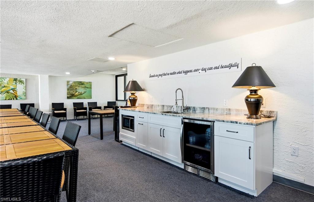 SHAMRON BEACH CONDO - Residential