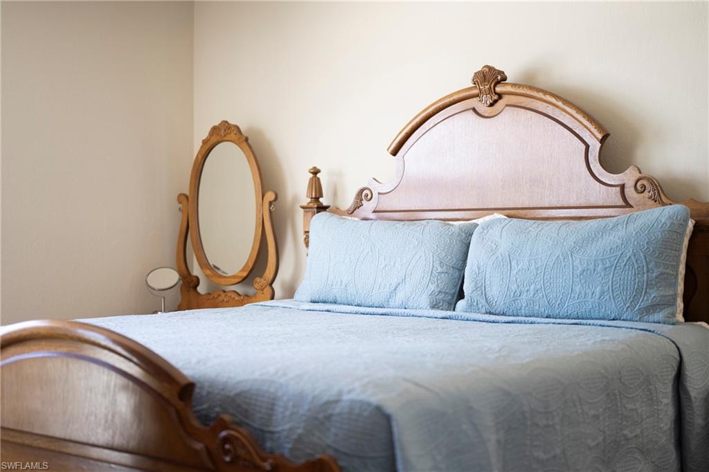 SHAMRON BEACH CONDO - Residential