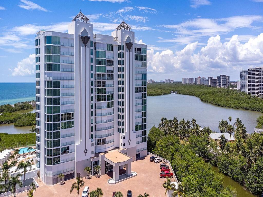 BAYPOINTE AT NAPLES CAY - Residential Lease