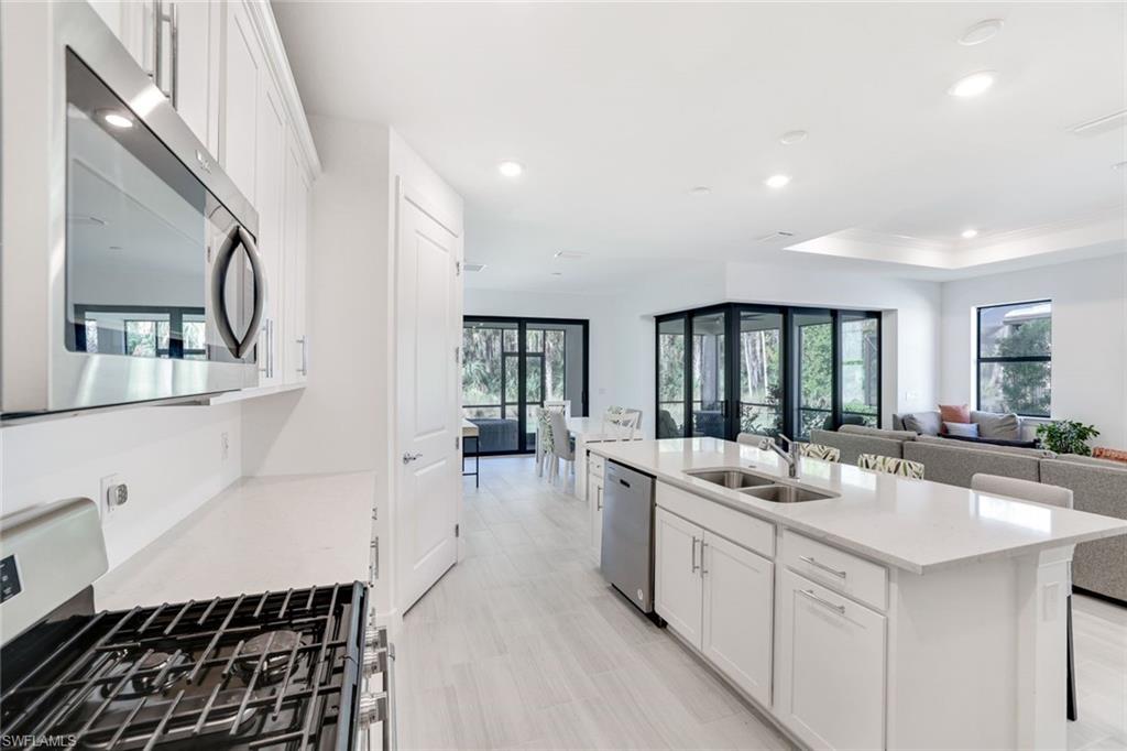 VENTANA POINTE - Residential Lease
