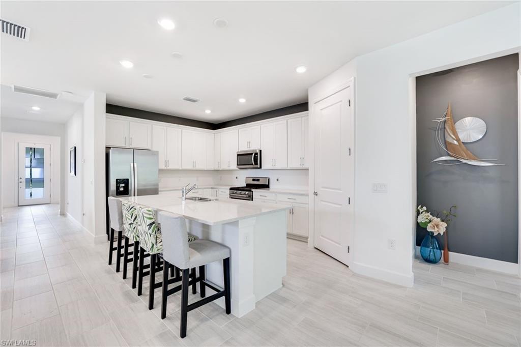 VENTANA POINTE - Residential Lease
