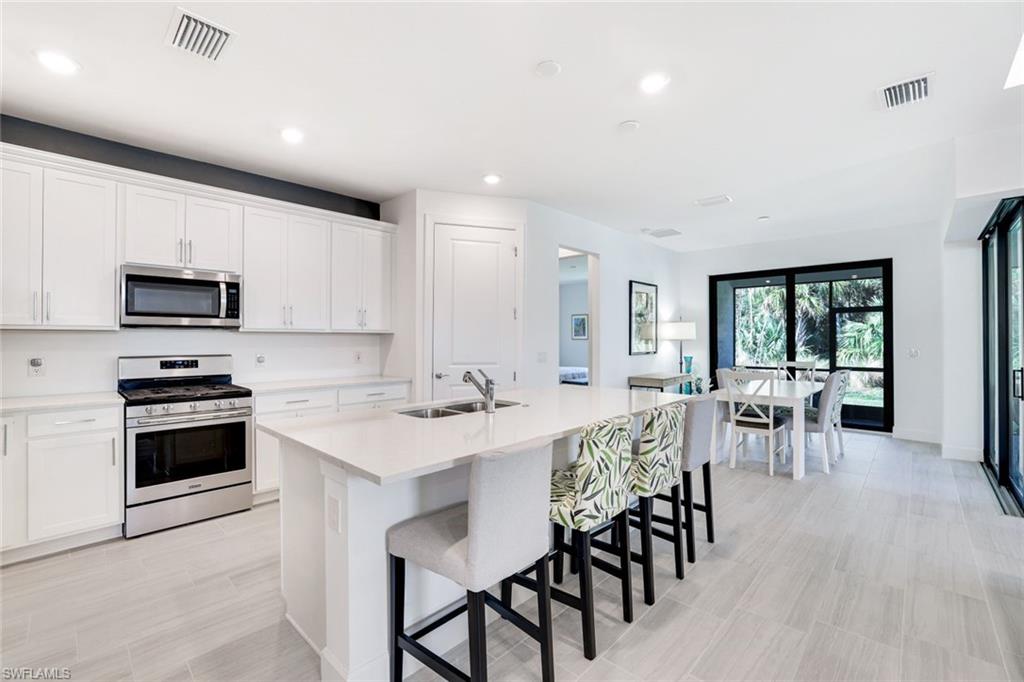 VENTANA POINTE - Residential Lease