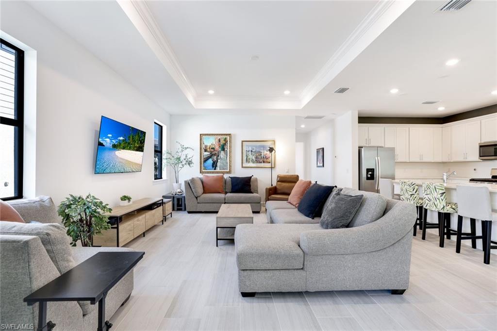 VENTANA POINTE - Residential Lease