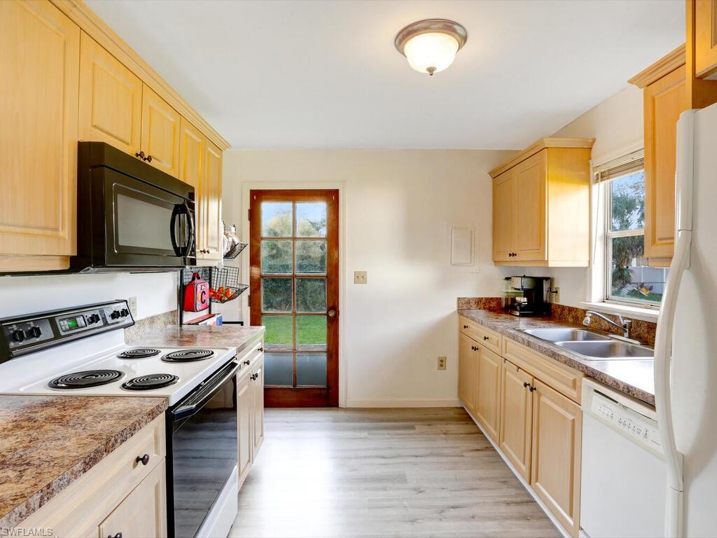 TRAIL ACRES - Residential