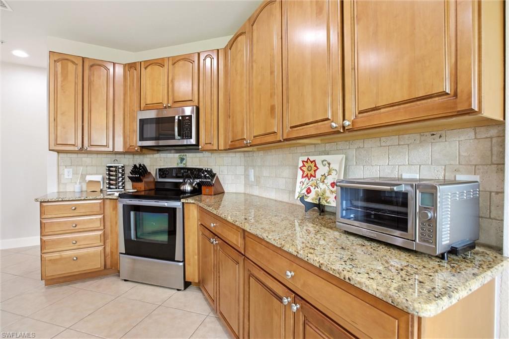 QUARTZ COVE - Residential Lease