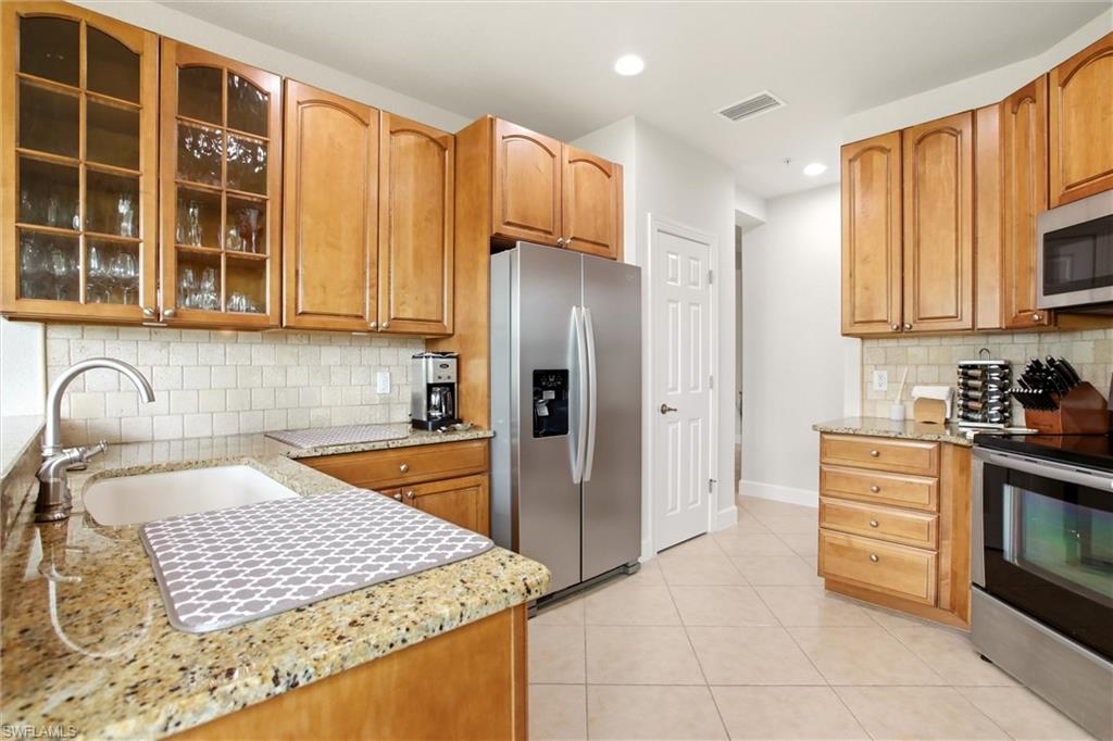 QUARTZ COVE - Residential Lease