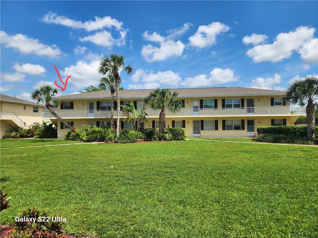 Come and get this centrally located 2 bedroom 1 bath condo , 2nd floor End unit featuring the larger floor plan in the complex. Combo washer dryer in unit ( no need to use common laundromat) tile throughout , completely updated including fresh paint, new bathroom , granite counter tops and additional storage with an assigned parking right below unit.Close to everything Naples has to offer , beaches, shopping, dining, 5th Ave. etc.
Annual tenant in place ,have been there for 2 years and would like to stay.