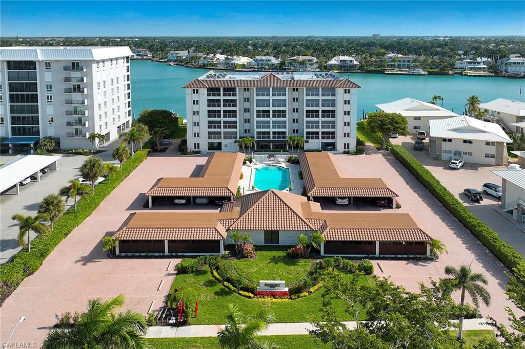 SPINDRIFT CLUB - Residential