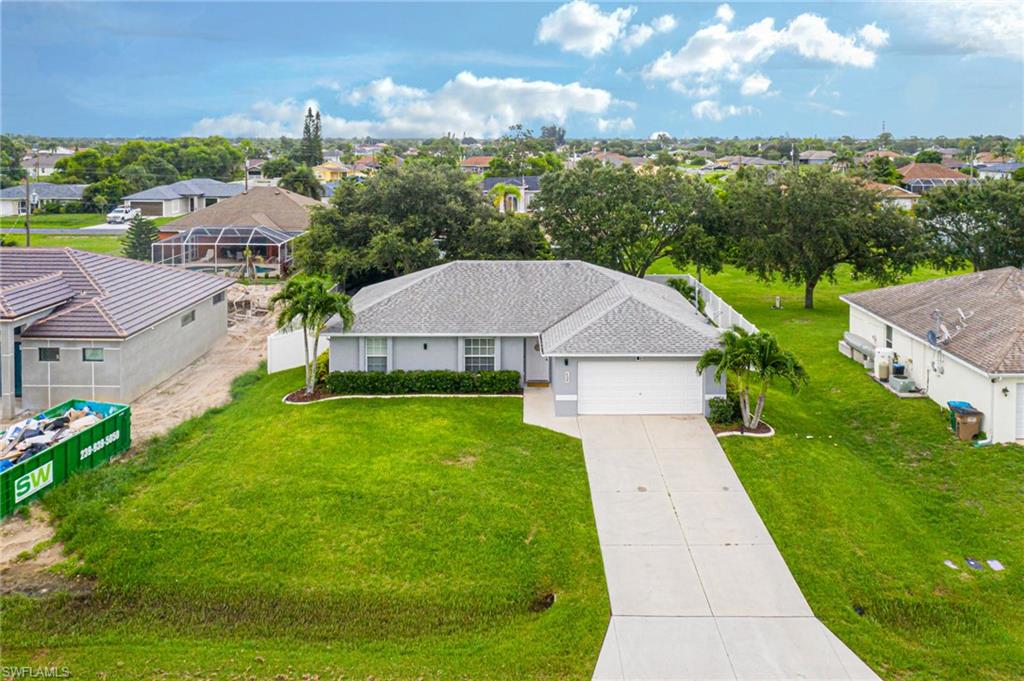 CAPE CORAL - Residential