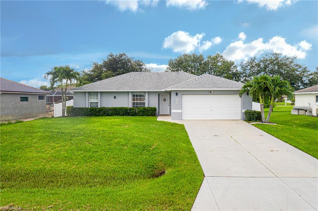 CAPE CORAL - Residential
